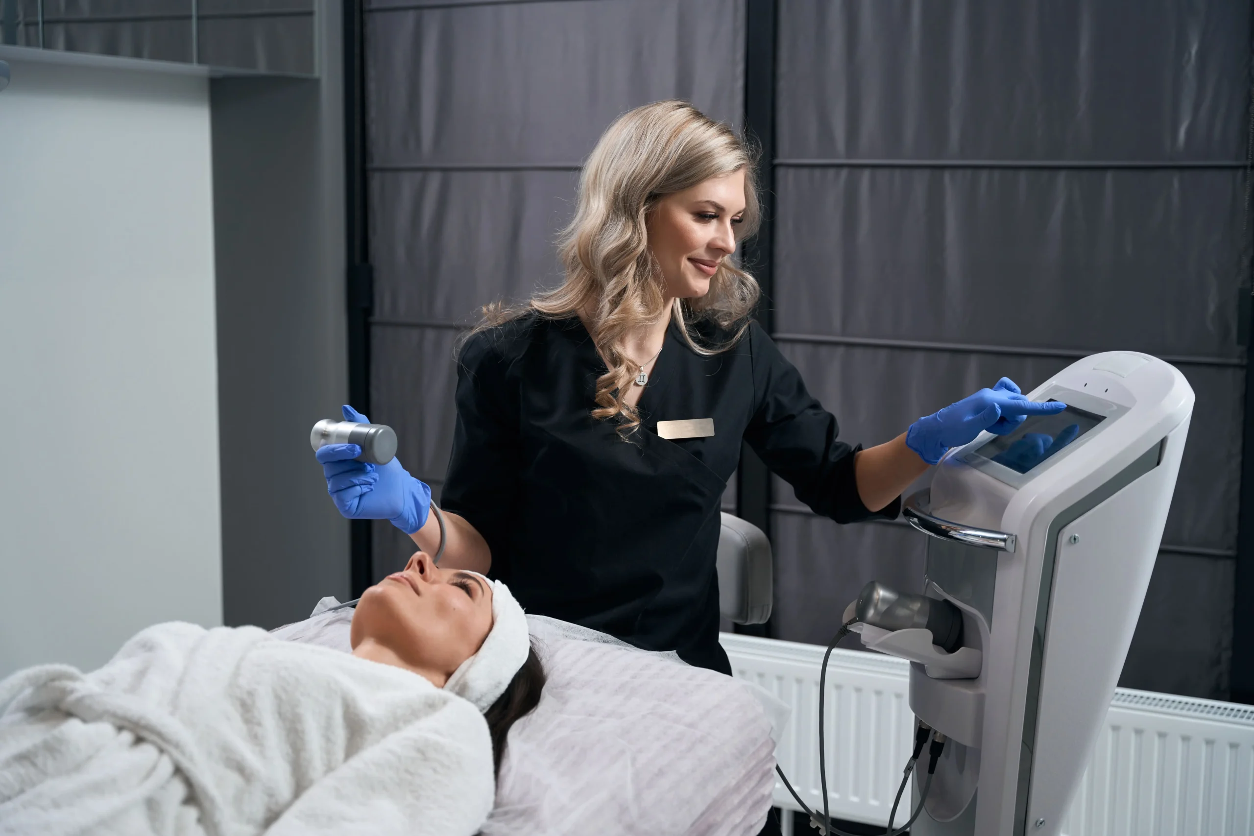 Microneedling Benefits RF Microneedling Benefits, RF microneedling vs microneedling